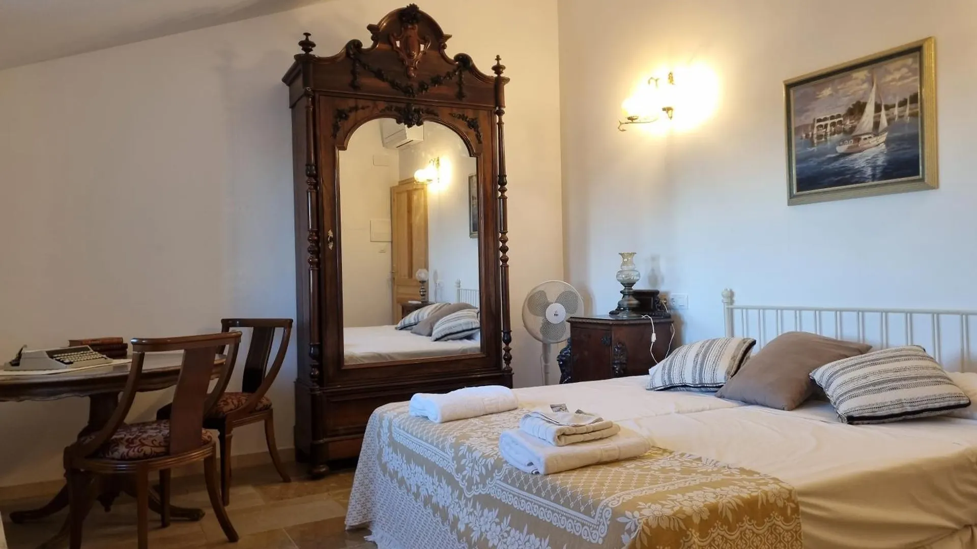 Castell Granadella Hotel L'Ampolla